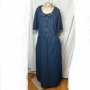 Womens XL extra large Bobbie Brooks denim dress embroidered peter pan collar